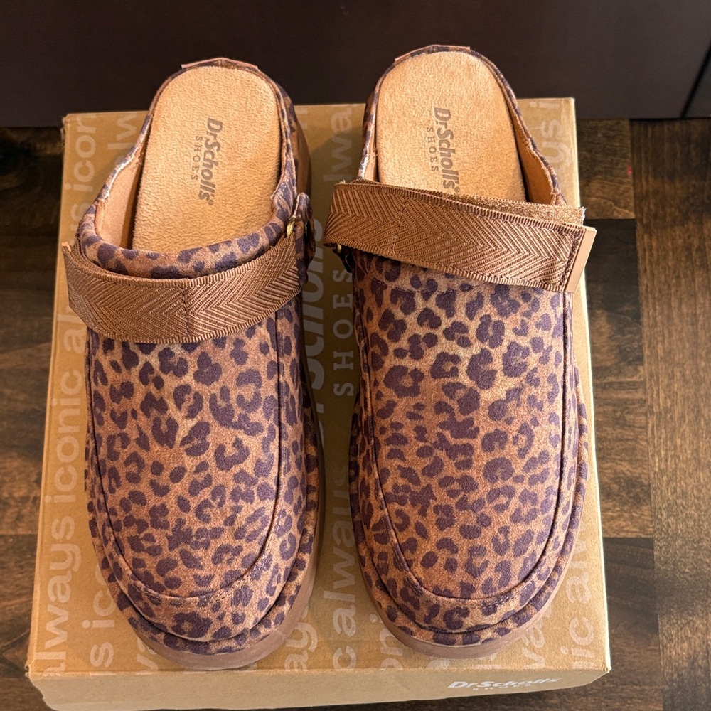 Dr. Scholl's Women’s Chill Time Adjustable Clog - Leopard - NWT Sz 8 - Picture 2 of 8